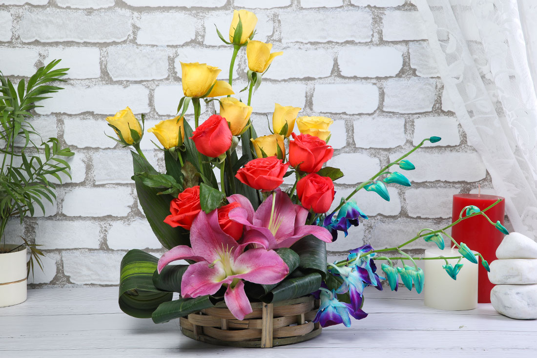 Buy The Garden Bouquet - A Mixed Flowers Bunch Online