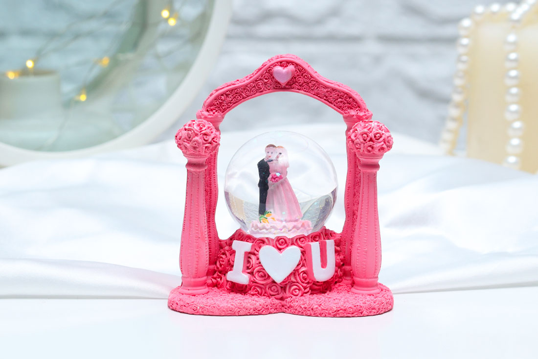 Elegant Happy Marriage Decorative Showpiece