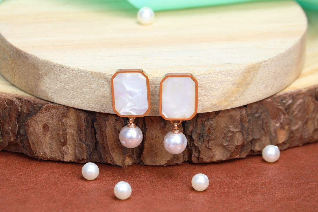 Square Pearl Drop Earrings