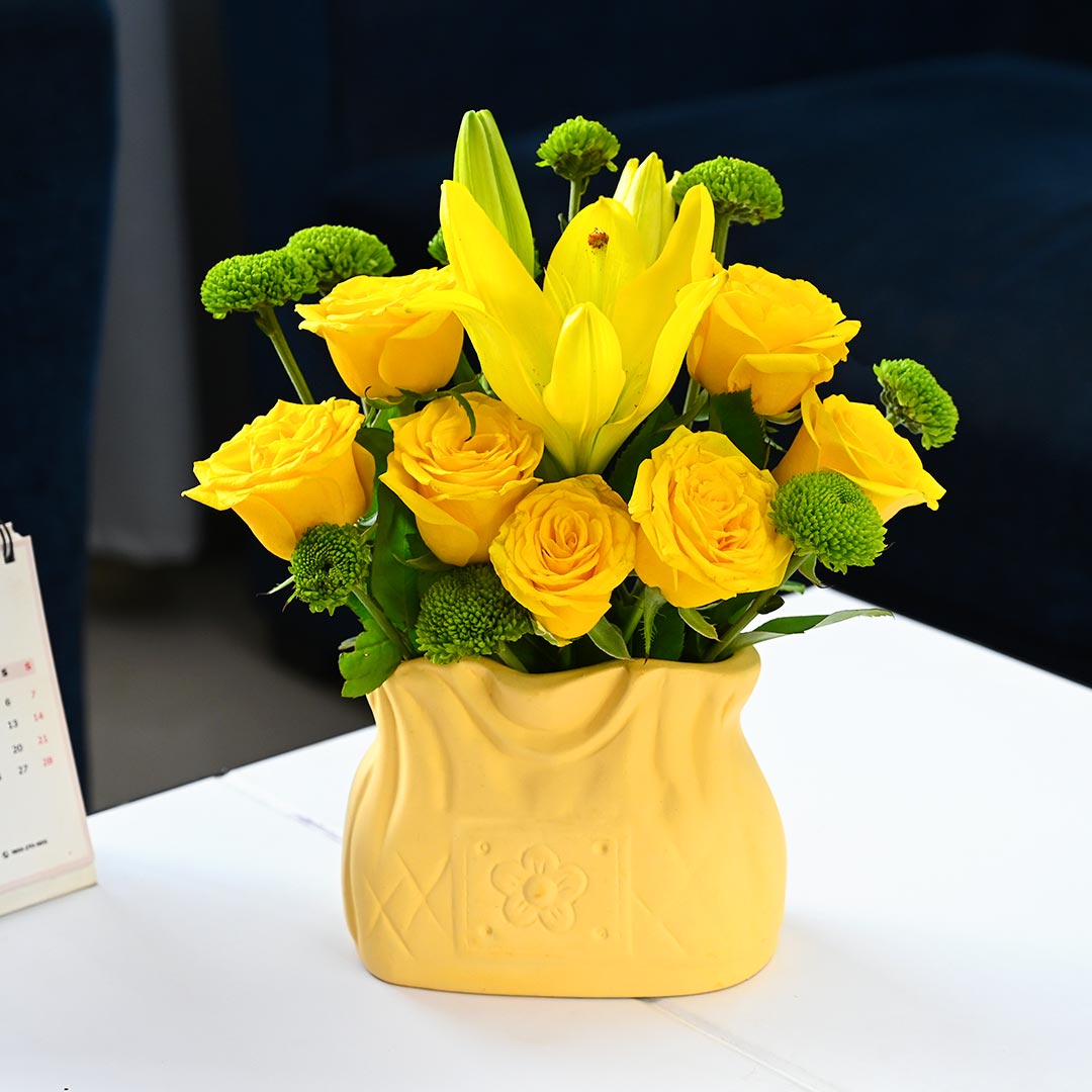 Send Beautiful Yellow Delight Bouquet