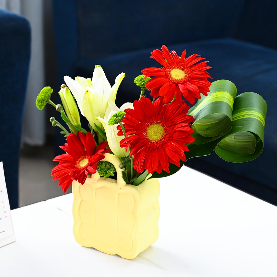 Cheerful Gerbera-Lily Bouquet