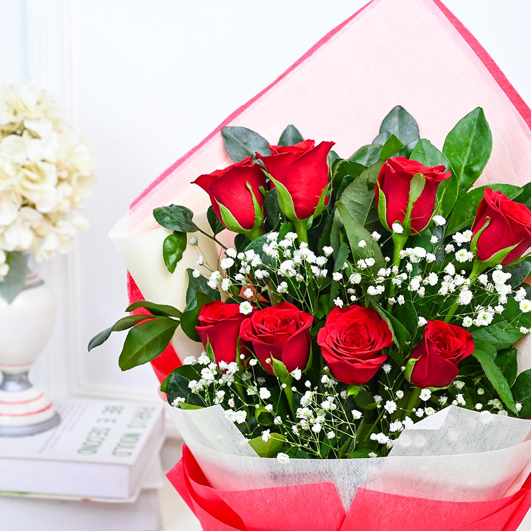 Double-layered Red Rose Bouquet