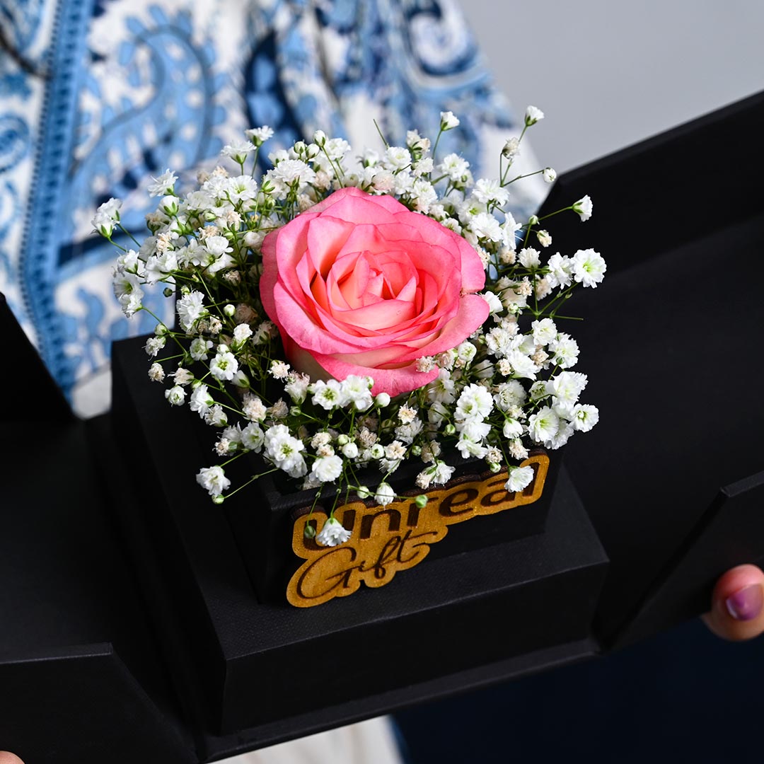 Luxurious Black Box Of Rose