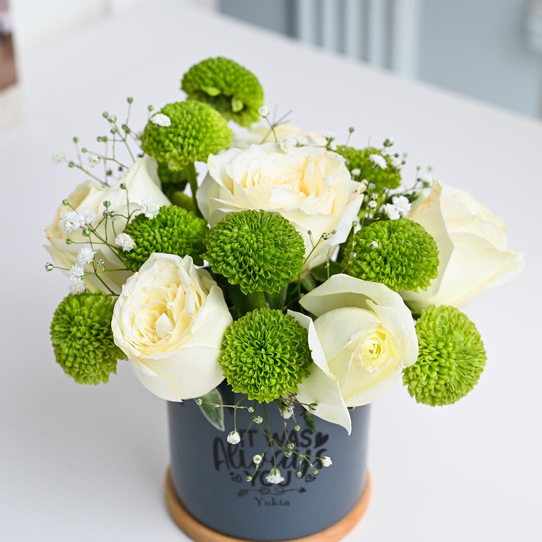 Bright Beauty White Roses