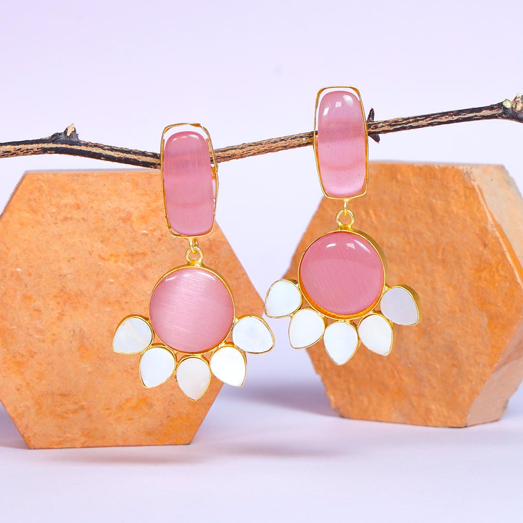 Pretty Pink Monalisa Earrings