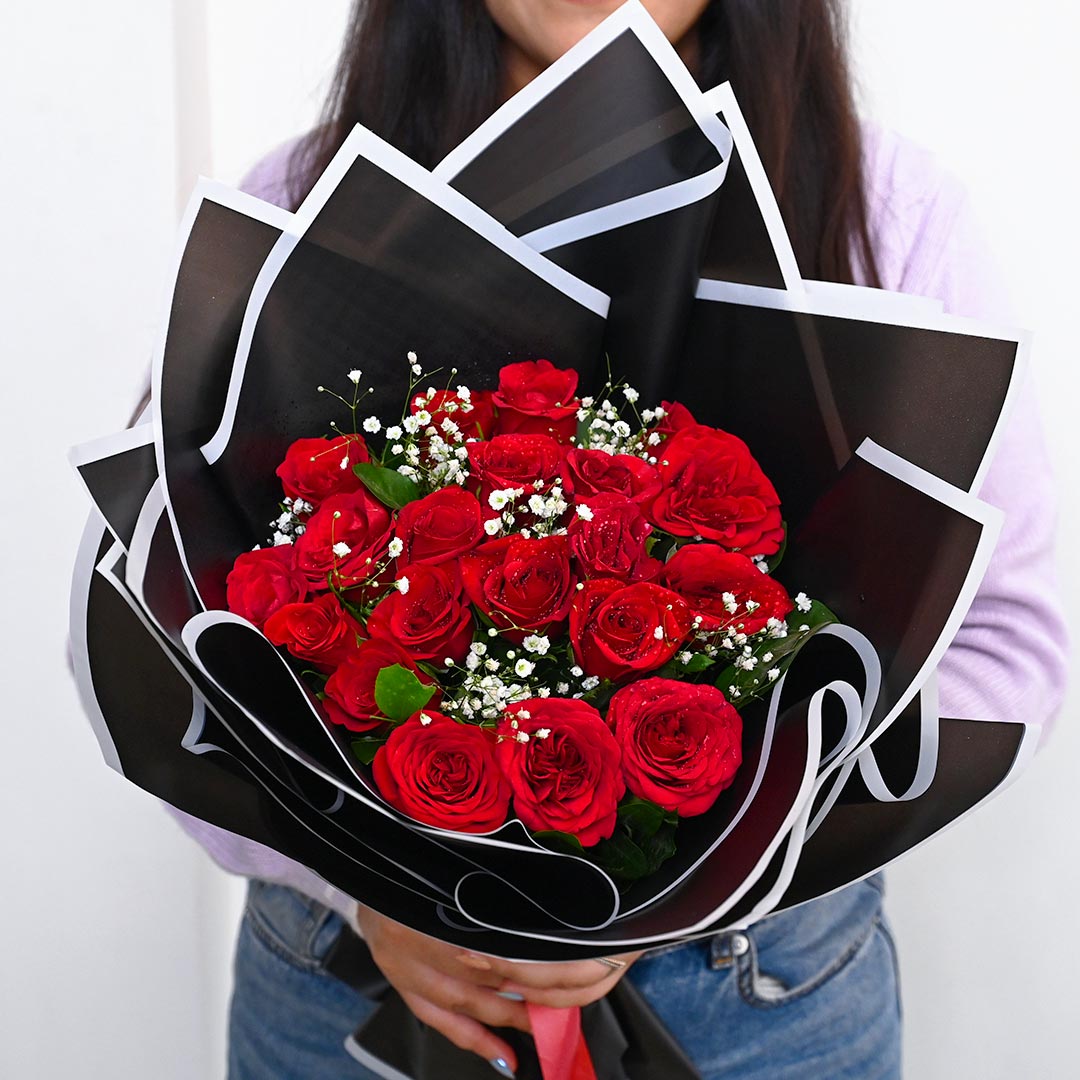 Red Roses Temptation Bouquet